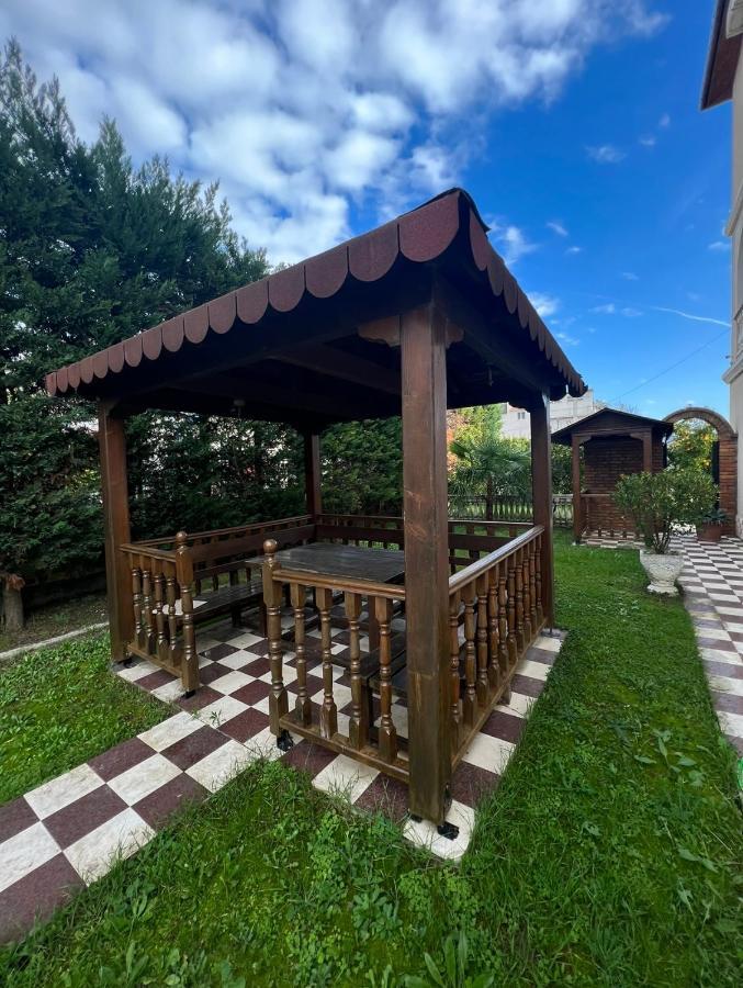 Guest House Pulake Berati Exterior foto