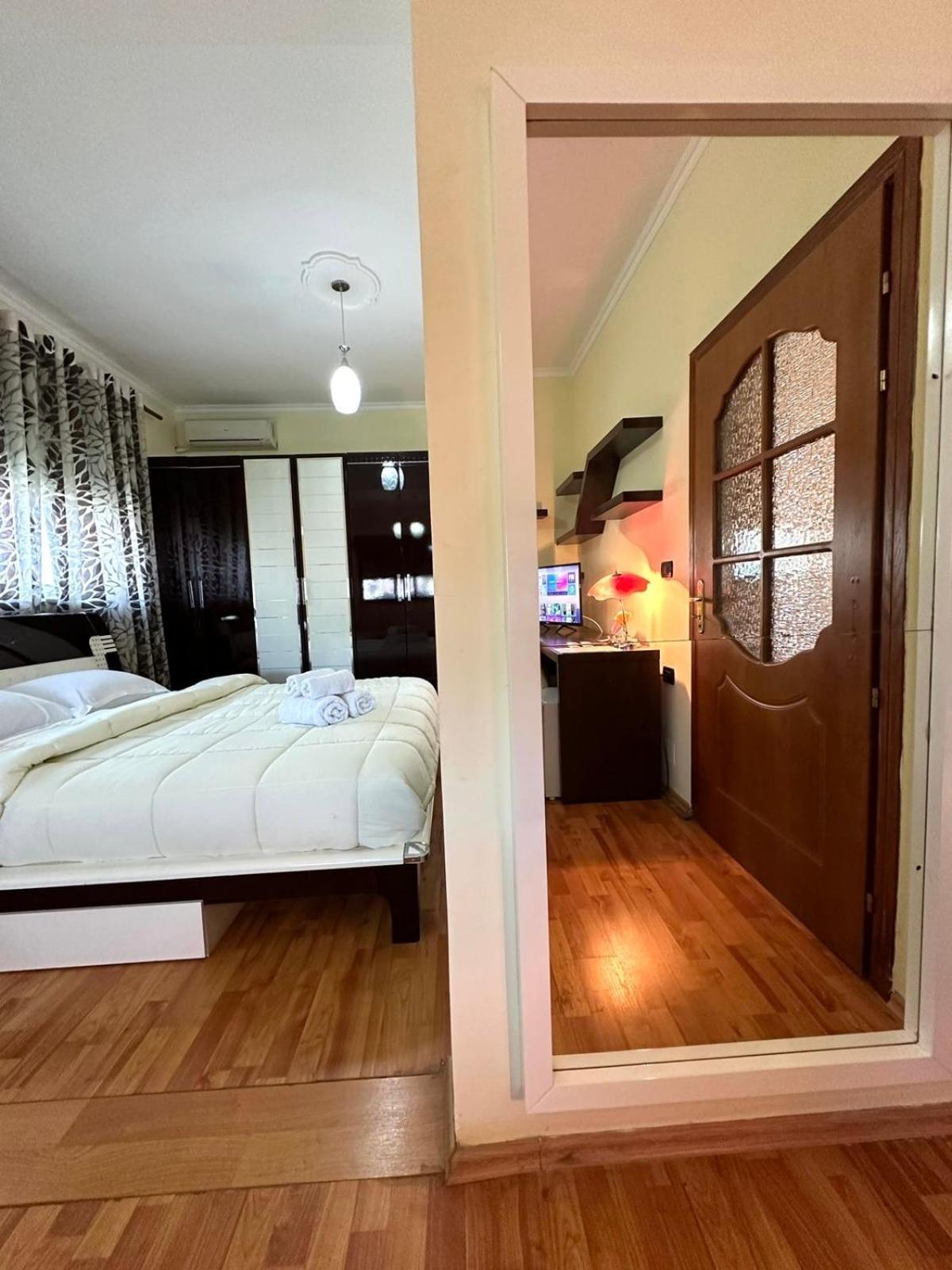 Guest House Pulake Berati Exterior foto