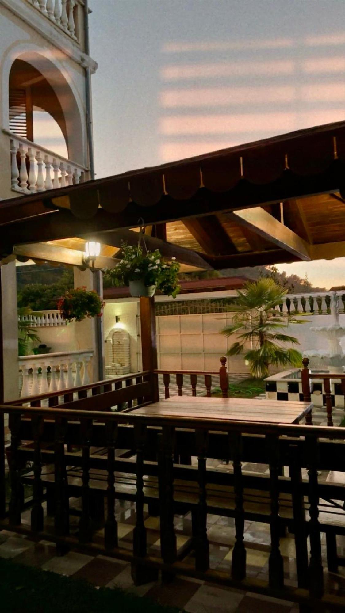 Guest House Pulake Berati Exterior foto