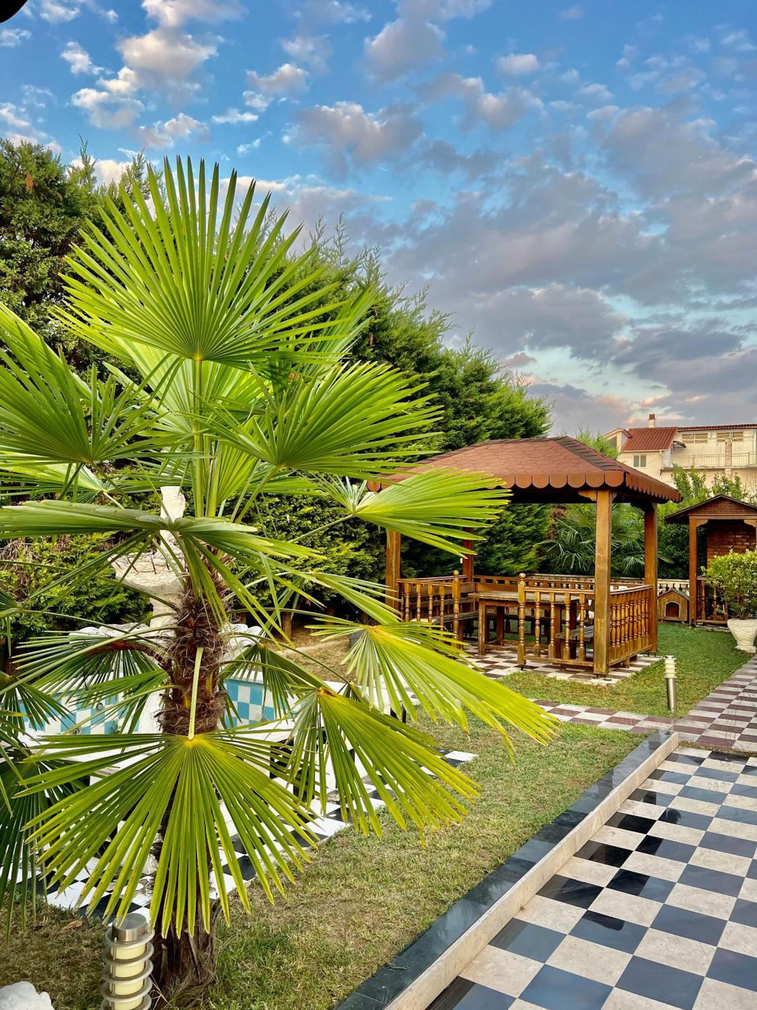 Guest House Pulake Berati Exterior foto